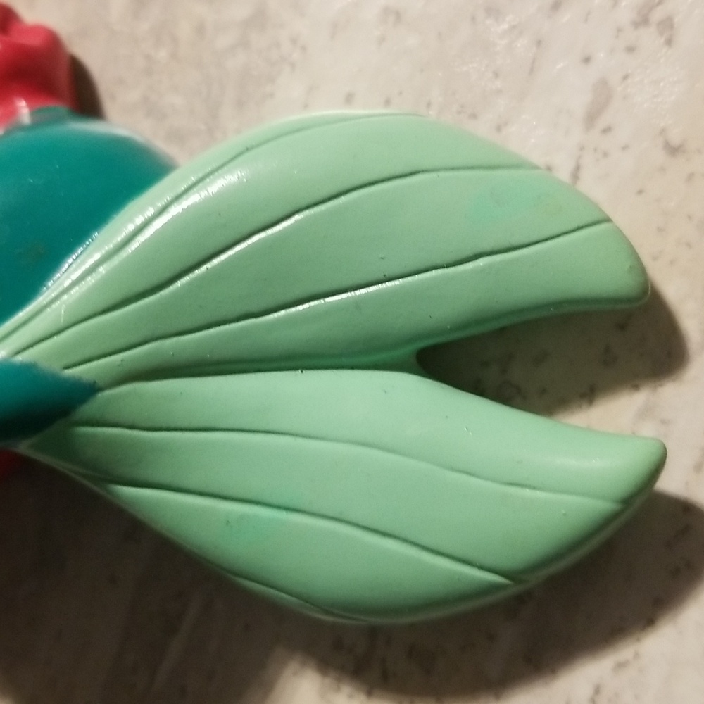 Disney Little Mermaid plastic coin holder - Picture 3 of 5